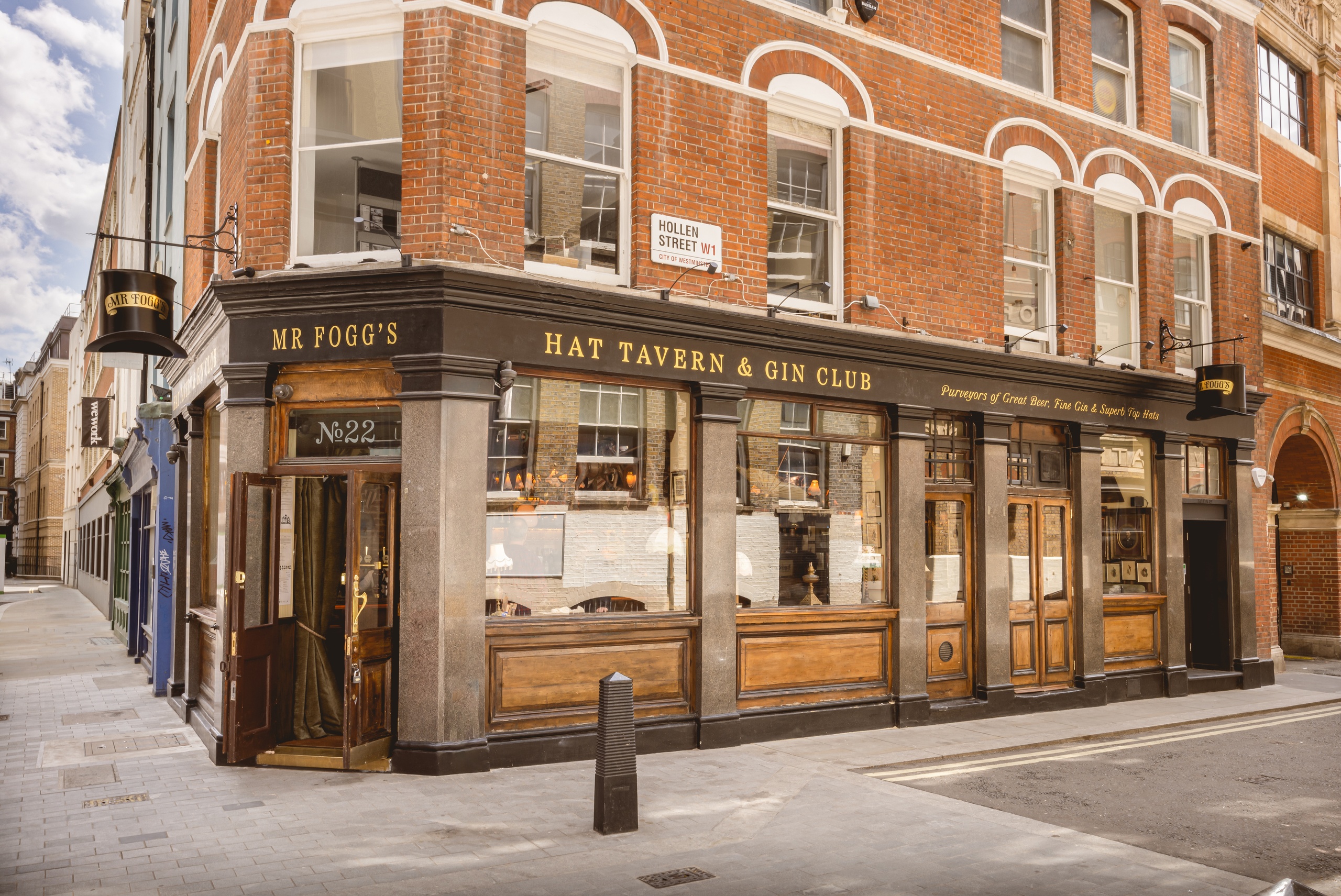 Mr Fogg's Hat Tavern and Gin Club Gin Cocktail Bar & Tavern in Soho